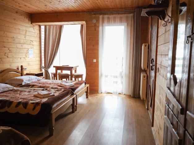 Greku Hotel Bukovel Eksteriør billede